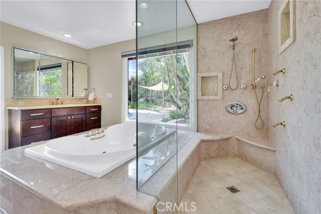 Image 7 of 61 For 4 Silverleaf