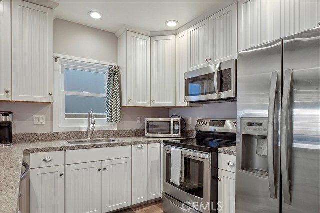 Detail Gallery Image 19 of 44 For 1113 W Balboa Bld, Newport Beach,  CA 92661 - 3 Beds | 2 Baths