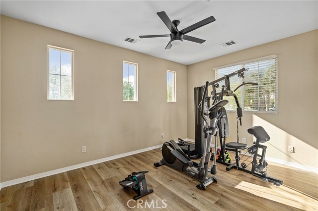 Detail Gallery Image 34 of 45 For 5073 Snowberry Dr, Fontana,  CA 92336 - 5 Beds | 4/1 Baths