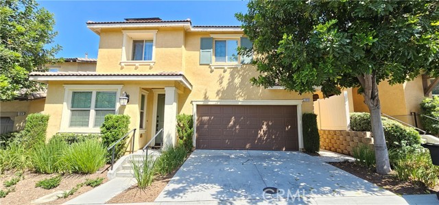 11818 Greenbrier Lane, Grand Terrace CA: https://media.crmls.org/medias/96507abe-ea2c-4fac-82c5-c27234c13140.jpg