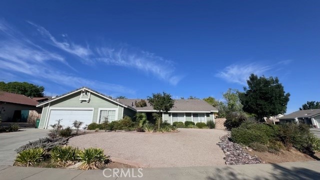 5 Bed Home for Sale in Palmdale, California