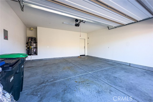 Detail Gallery Image 48 of 58 For 4884 Sicily, Lake Elsinore,  CA 92530 - 3 Beds | 2 Baths