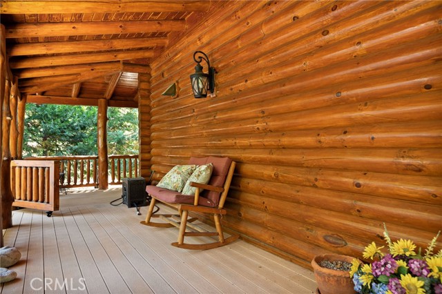 27492 Cedarwood Court, Lake Arrowhead CA: https://media.crmls.org/medias/9651b736-2b9f-4788-ad9f-c213769ac34d.jpg