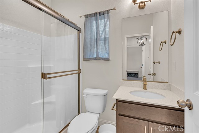 Detail Gallery Image 7 of 41 For 246 Montage, Merced,  CA 95348 - 5 Beds | 4 Baths