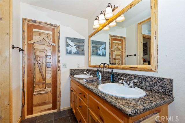 Detail Gallery Image 25 of 53 For 1053 Cherokee St, Fawnskin,  CA 92333 - 4 Beds | 3/1 Baths