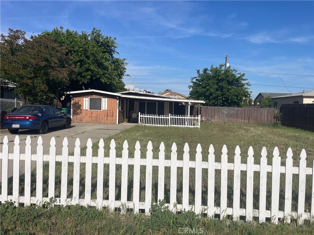 2432 Meadowbrook