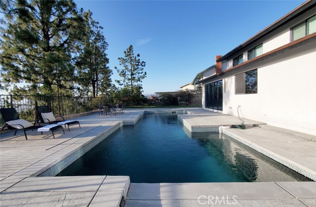 4263 E Ranch Gate Road, Anaheim Hills CA: https://media.crmls.org/medias/96530d9e-4b24-4ba4-bd0d-9fbc567d5959.jpg