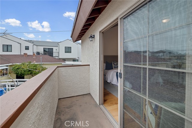 2317 Carnegie Lane, Redondo Beach, California 90278, 3 Bedrooms Bedrooms, ,2 BathroomsBathrooms,Residential,Sold,Carnegie,SB23093759