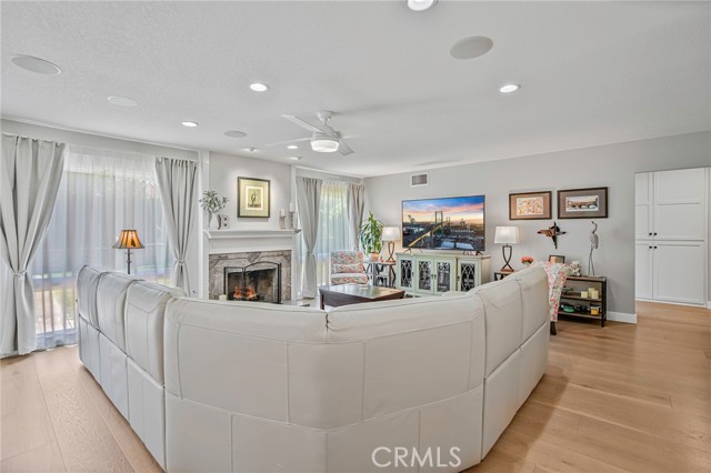 Detail Gallery Image 4 of 43 For 28074 Acana Rd, Rancho Palos Verdes,  CA 90275 - 3 Beds | 2 Baths
