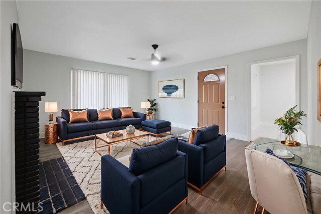 Detail Gallery Image 15 of 27 For 2452 S Holloway Ave, Fresno,  CA 93725 - 3 Beds | 1 Baths