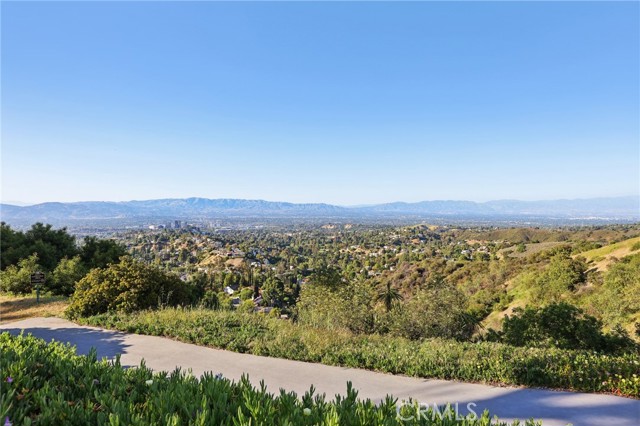Detail Gallery Image 41 of 61 For 1165 Cherokee, Topanga,  CA 90290 - 3 Beds | 2 Baths