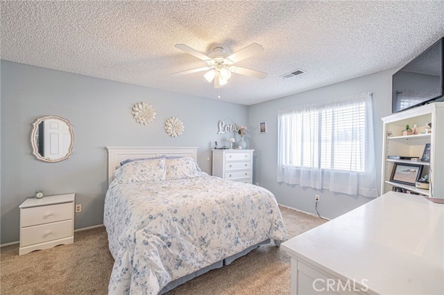 43840 Bobby Jones Drive, Lancaster CA: https://media.crmls.org/medias/965415f1-6725-4421-b50d-7471429f7882.jpg