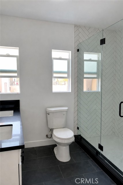 Detail Gallery Image 12 of 15 For 10603 S Osage Ave, Inglewood,  CA 90304 - 3 Beds | 3 Baths