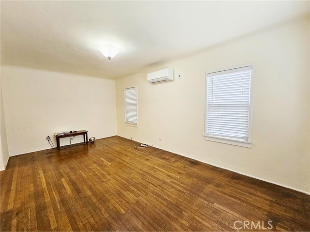 Detail Gallery Image 9 of 25 For 3726 Lee St, Los Angeles,  CA 90023 - 2 Beds | 1 Baths