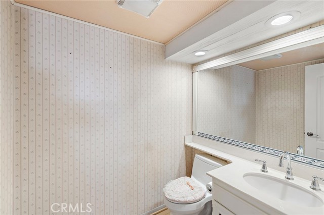 28215 Leticia, Mission Viejo CA: https://media.crmls.org/medias/9654ff82-4e1c-4453-8aa7-ba7b0d6d4b29.jpg