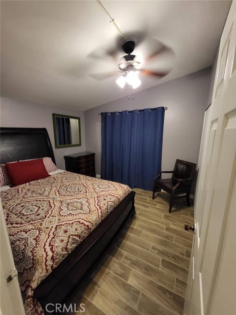 Detail Gallery Image 1 of 5 For 38513 32nd St, Palmdale,  CA 93550 - 6 Beds | 2 Baths