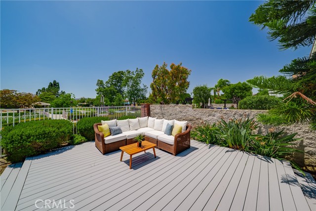 11 High Bluff, Laguna Niguel CA: https://media.crmls.org/medias/965627db-7b7c-4b1f-a6c5-c97f55cf1f3a.jpg
