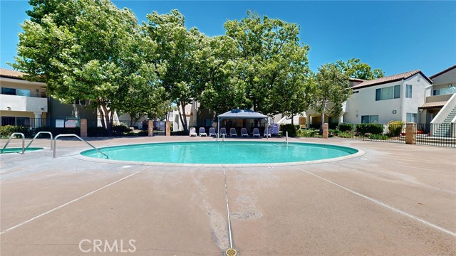 Detail Gallery Image 31 of 38 For 24420 Flaxwood Ln #204,  Newhall,  CA 91321 - 2 Beds | 2 Baths