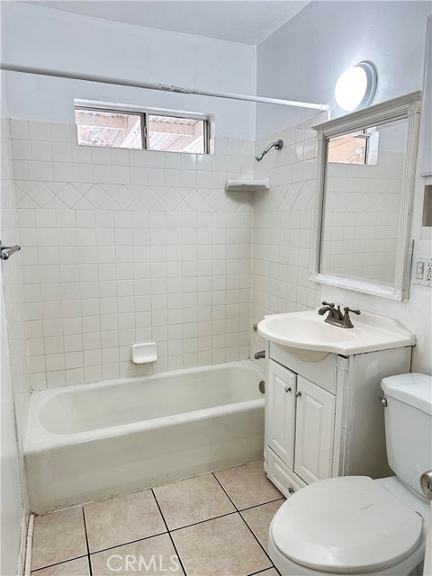 516 S Taylor S Street, Hemet CA: https://media.crmls.org/medias/96567781-e41f-407b-8b16-f5b72f19f216.jpg