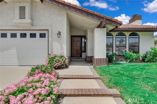 Detail Gallery Image 8 of 52 For 5697 Los Robles, La Verne,  CA 91750 - 3 Beds | 2 Baths