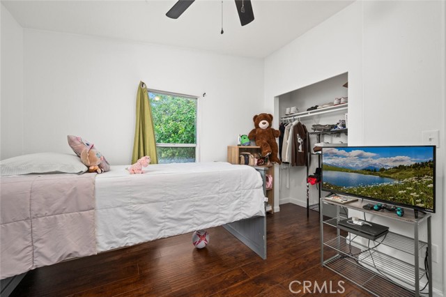 Detail Gallery Image 10 of 18 For 309 Mohr St, Lake Elsinore,  CA 92530 - 4 Beds | 2 Baths