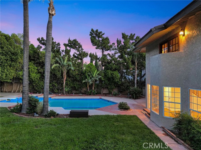 10938 Remmet Avenue, Chatsworth CA: https://media.crmls.org/medias/96575e4e-6cc6-40a3-8b4c-ac1a8861a13d.jpg