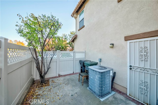 Detail Gallery Image 8 of 33 For 1353 Lukens Ct, Fullerton,  CA 92833 - 4 Beds | 3 Baths