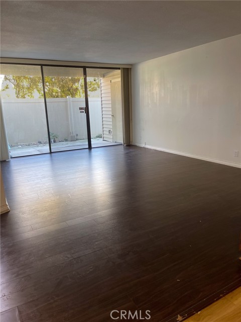 Detail Gallery Image 7 of 11 For 95 Country Mile Rd #245,  Pomona,  CA 91766 - 2 Beds | 2 Baths