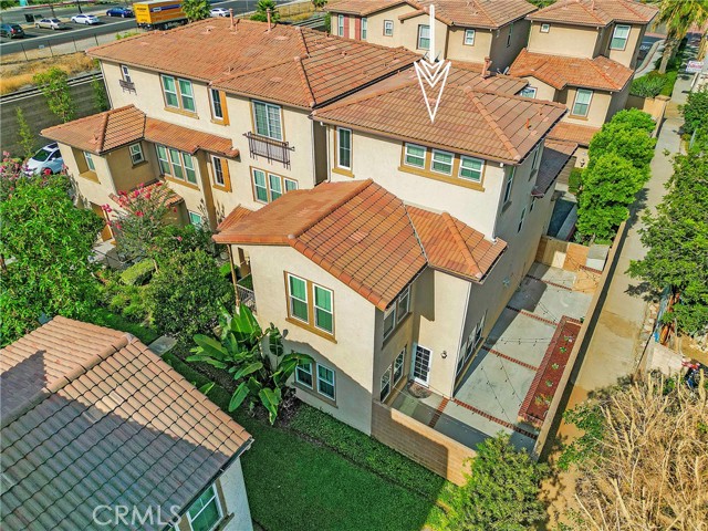 965af736 601b 43cb Bbf9 Be8f4bc576da