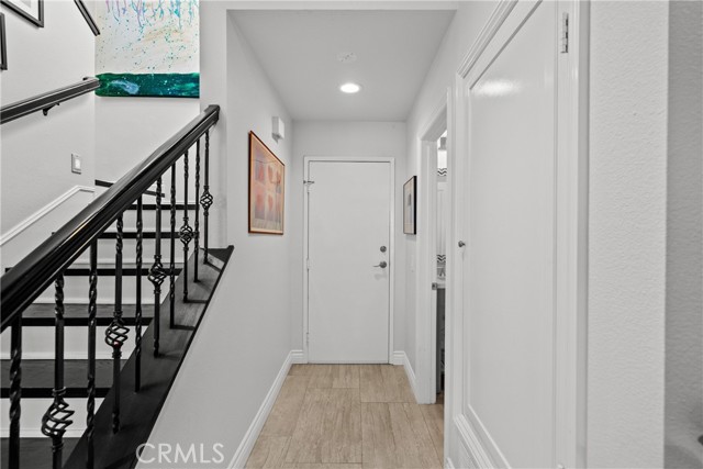 Detail Gallery Image 18 of 49 For 903 Muirfield Dr, Newport Beach,  CA 92660 - 2 Beds | 2/1 Baths