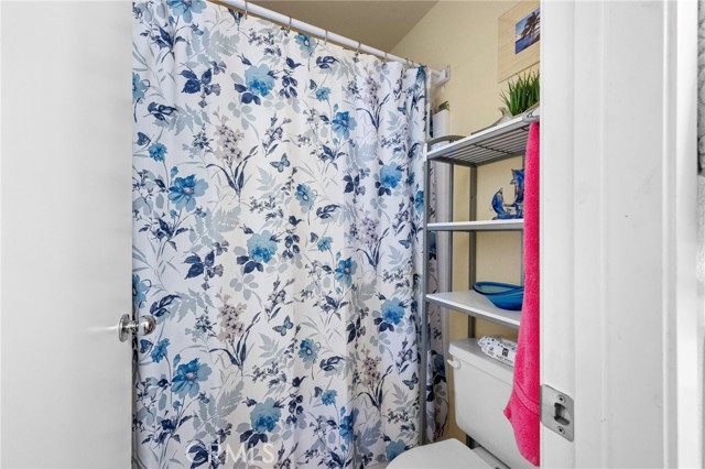 Detail Gallery Image 25 of 55 For 15070 Spring, Fontana,  CA 92335 - 5 Beds | 2 Baths