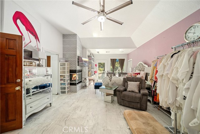 Detail Gallery Image 34 of 57 For 15562 Bronco, Canyon Country,  CA 91387 - 4 Beds | 4 Baths