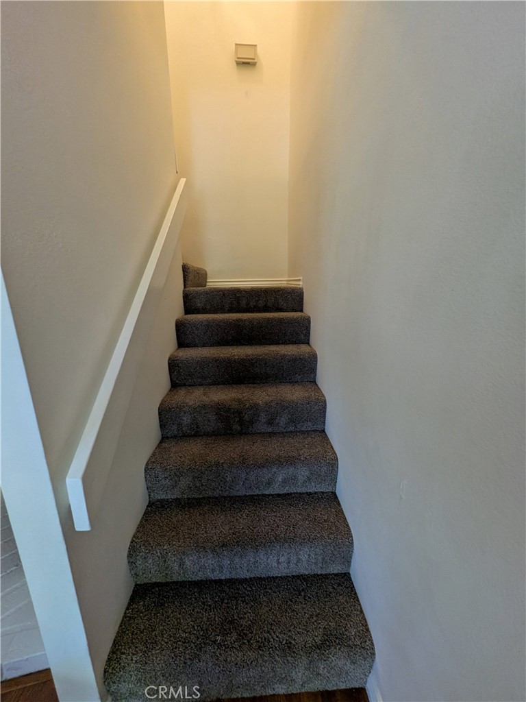 https://media.crmls.org/medias/965c2376-cf66-4faa-ab6a-dc07faa9f3cf.jpg?preset=X-Large