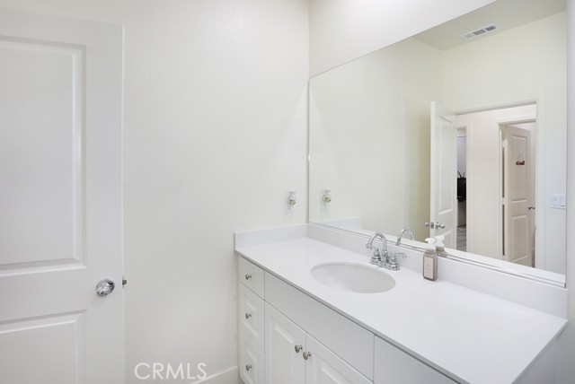 Detail Gallery Image 5 of 28 For 4067 Summer, Corona,  CA 92883 - 3 Beds | 2 Baths