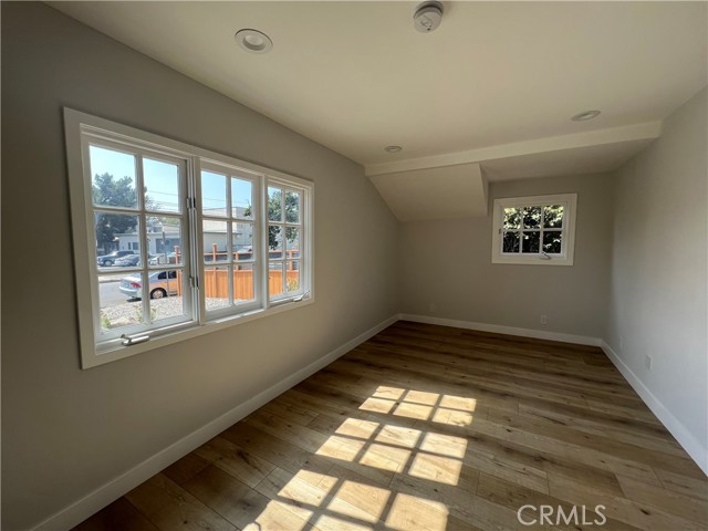 Detail Gallery Image 6 of 17 For 17141 Tribune, Granada Hills,  CA 91344 - 5 Beds | 4 Baths