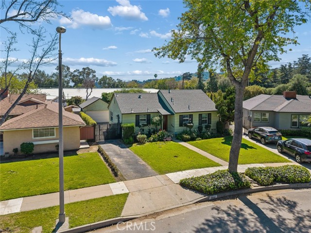 Detail Gallery Image 38 of 45 For 1843 Kenneth Way, Pasadena,  CA 91103 - 3 Beds | 2 Baths