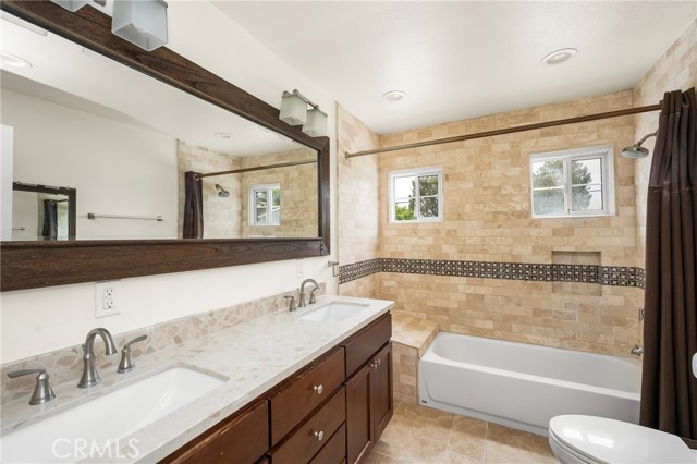 19201 Barrett Lane, North Tustin CA: https://media.crmls.org/medias/965f7f27-45e3-4684-b3c0-c63cec20cd0d.jpg