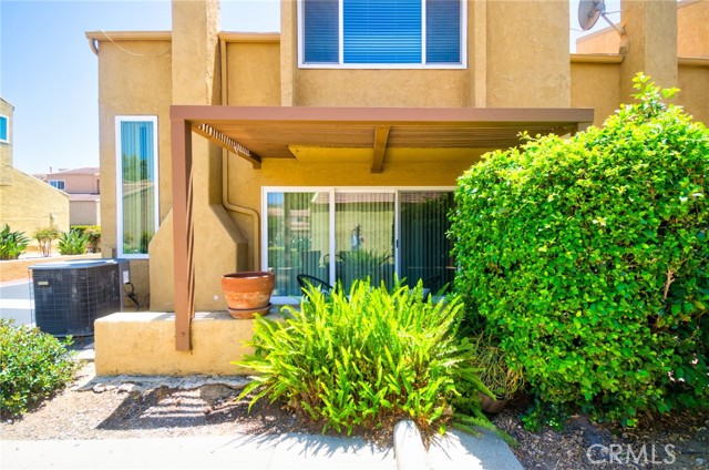 4725 Cardena, Yorba Linda CA: https://media.crmls.org/medias/965fff6f-b8ed-4284-a95d-6f2f4df298b2.jpg