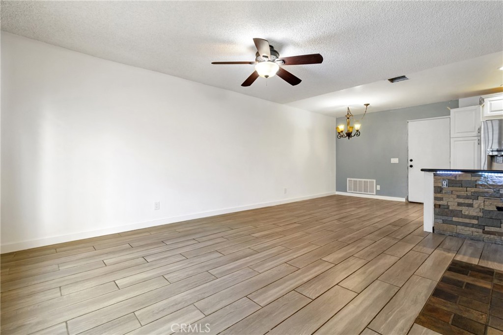 MLS #SR25251459 image #2