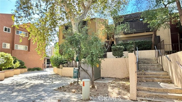 Detail Gallery Image 29 of 37 For 18350 Hatteras, Tarzana,  CA 91356 - 3 Beds | 2 Baths