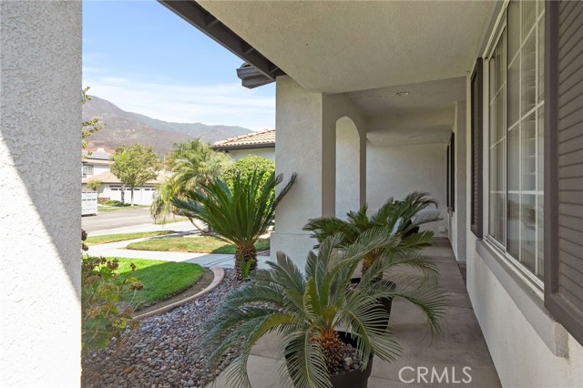 Detail Gallery Image 4 of 58 For 14007 Galliano Ct, Rancho Cucamonga,  CA 91739 - 4 Beds | 3/1 Baths