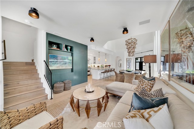 Detail Gallery Image 9 of 32 For 412 Acacia Ave, Corona Del Mar,  CA 92625 - 3 Beds | 3/1 Baths