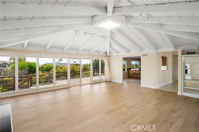 2815 Blue Water Drive, Corona del Mar CA: https://media.crmls.org/medias/9662edb9-1587-451c-a52a-af675160881e.jpg