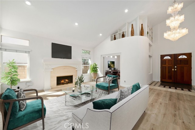 Image 6 of 56 For 4790 Montefino