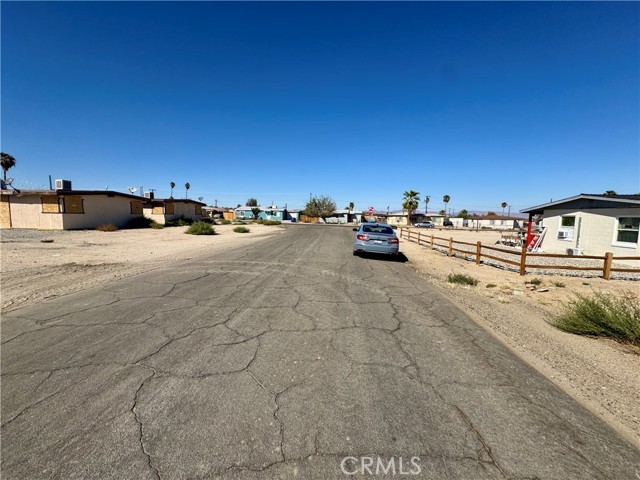 Detail Gallery Image 5 of 12 For 6325 Palm View Ave, Twentynine Palms,  CA 92277 - – Beds | – Baths