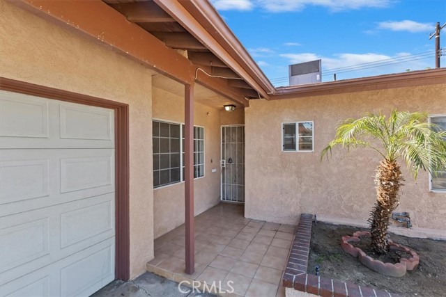 Detail Gallery Image 3 of 25 For 514 Hartzell, Redlands,  CA 92374 - 4 Beds | 2 Baths