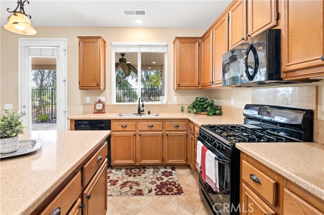 Detail Gallery Image 11 of 74 For 8841 Stephenson Ln, Hemet,  CA 92545 - 2 Beds | 2 Baths