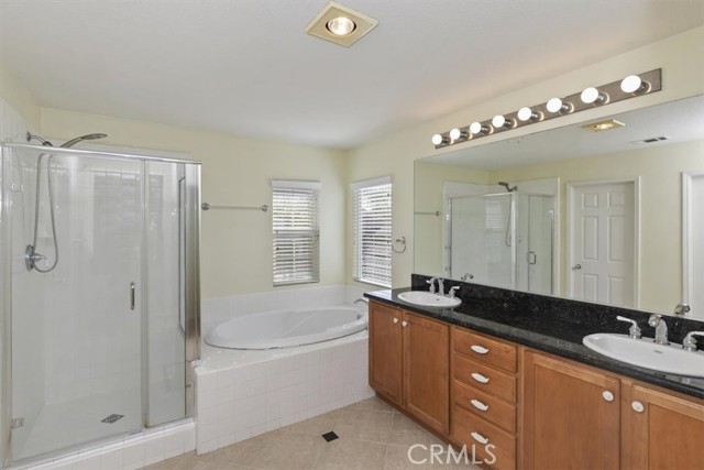 Detail Gallery Image 35 of 49 For 32856 Northshire Cir, Temecula,  CA 92592 - 4 Beds | 4 Baths