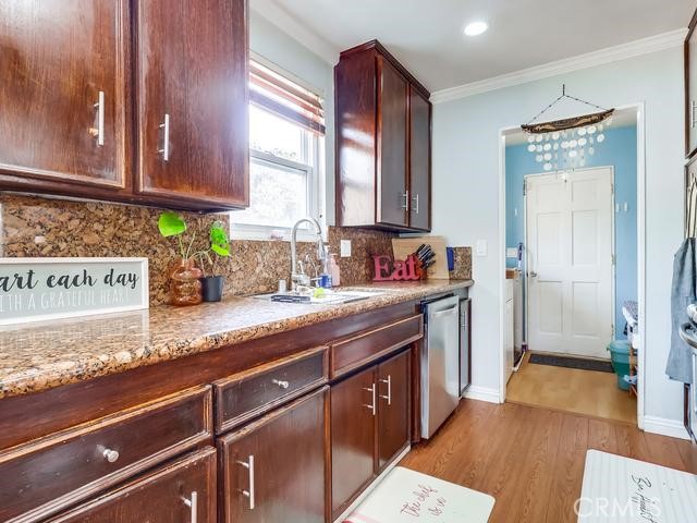 Image 21 of 60 For 20833 Verne Avenue