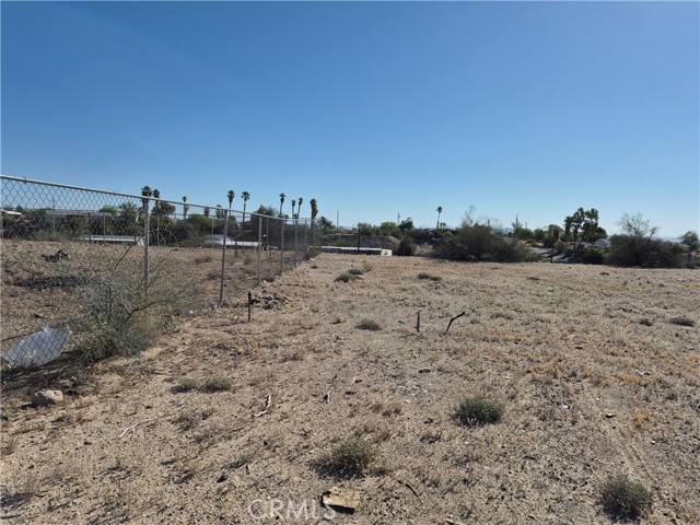 Detail Gallery Image 2 of 5 For 7373 Oneida, Big River,  CA 92242 - – Beds | – Baths